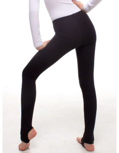 Gymnastics shoes with heels