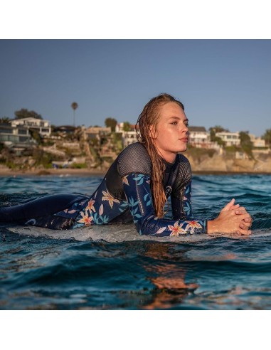 Hidrokostiumas Seavenger "Alpha 3mm Women’s Wetsuit - Dark Floral"