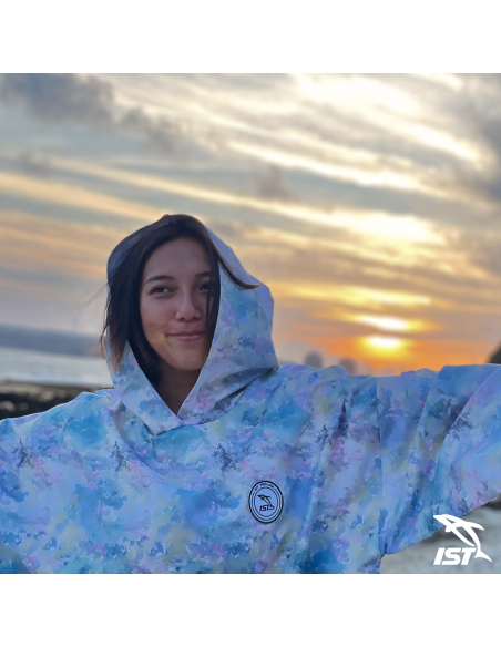 Surf pončai ir nardymo gobtuvai | Persirengimo pončai |Paplūdimio apsiaustas- gobtuvas IST "BEACH PONCHO"