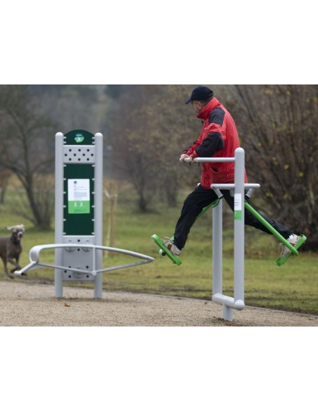 Lauko treniruokliai - Bėgikas – lauko treniruoklių salė