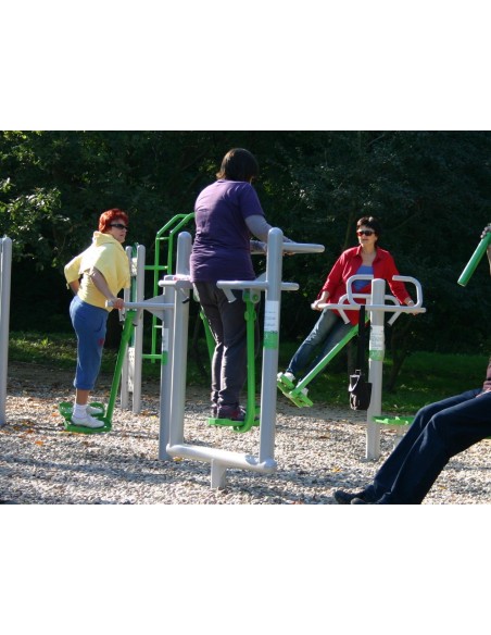 Lauko treniruokliai - Bėgikas – lauko treniruoklių salė