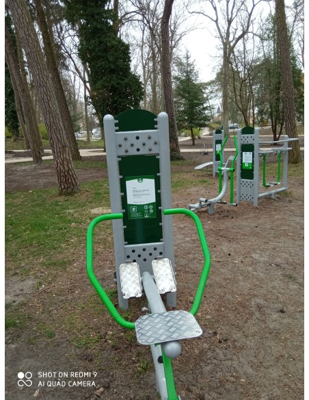 Lauko treniruokliai - Irklavimo treniruoklis – lauko treniruoklių salė