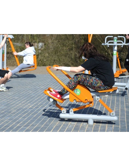 Lauko treniruokliai - Irklavimo treniruoklis – lauko treniruoklių salė