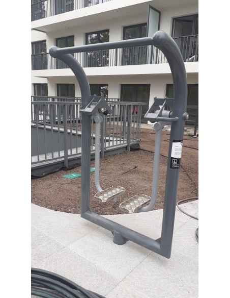 Lauko treniruokliai - Bėgikas – lauko treniruoklių salė
