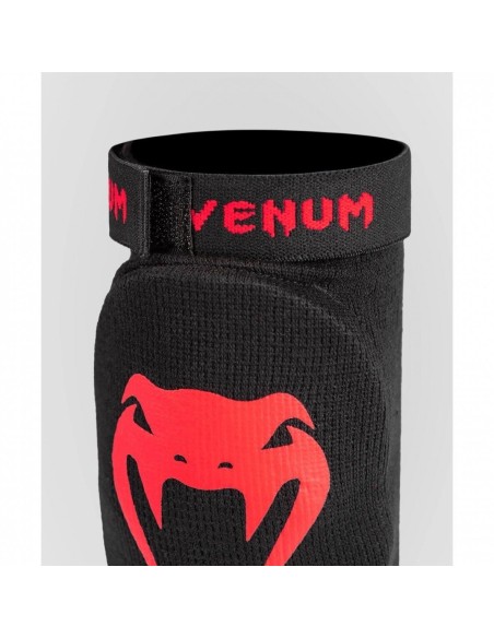 Alkūnių apsaugos "Venum"