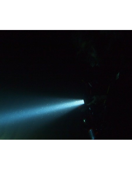 OrcaTorch "D850" Flashlight (2500 Lumens)