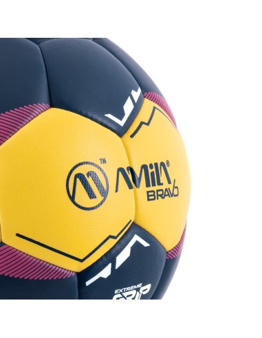 Rankinio kamuolys AMILA " BRAVO" Nr.2