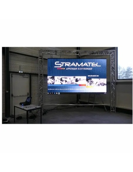 LED vaizdo ekranas – Stramatel vidaus sporto rodmenys ir reklamos sprendimas