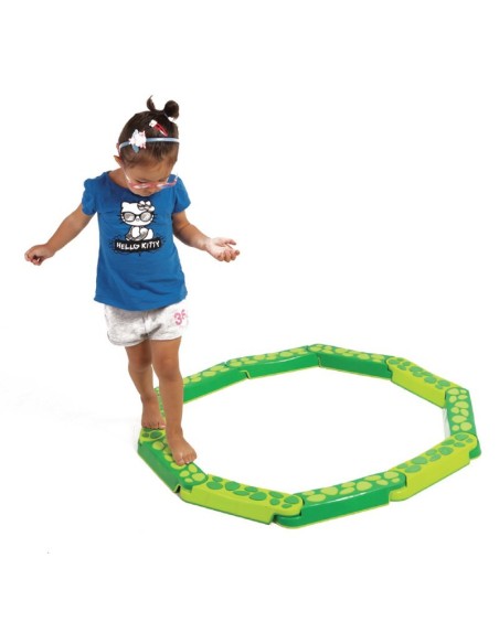 Amaya balancing snake