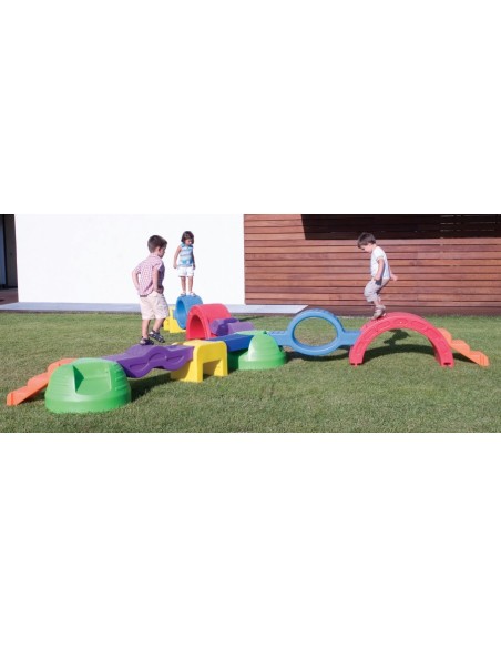 Set of 7 plastic models