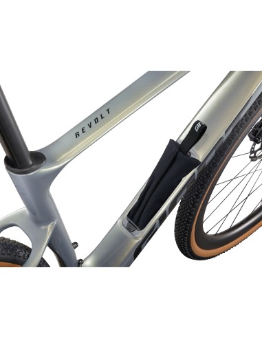 Žvyrkelis GIANT Revolt Advanced 0, Aurora Noise (M/L)