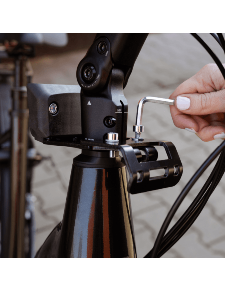 Vaikiškos kėdutės rėmo tvirtinimas (priekinis) URBAN IKI MTB/ATB adapteris
