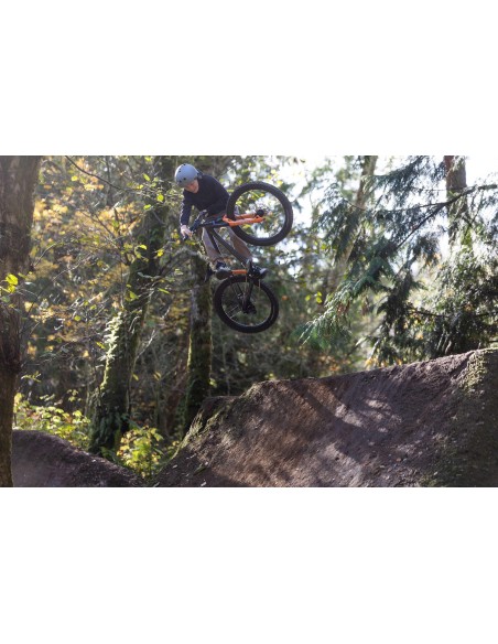 Vaikiškas dviratis GIANT STP 24 (2026) Juodas Chromas