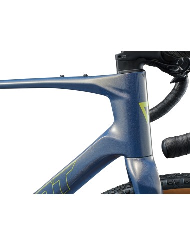 Žvyrkelis GIANT Revolt Advanced 1 (2026) Midnight Moon (L)