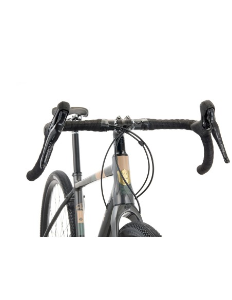 Žvyrkelis KONA Libre (2026) blizgus metalinis anglies pluošto (L)
