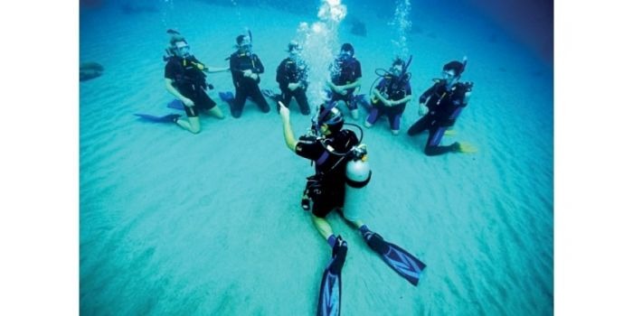 Nardymas, nardymo įranga ir nardymo kursai